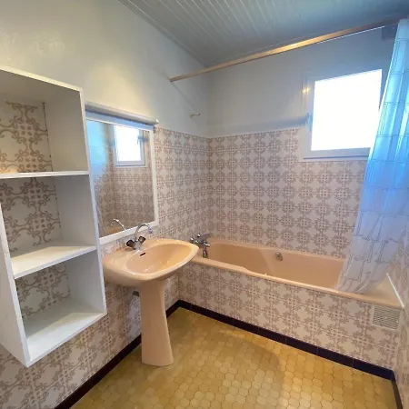 Maison Contemporaine - 3 Pieces - 700m Et Surf - Jardin Prive, Terrasse - - Fr-1-231-163